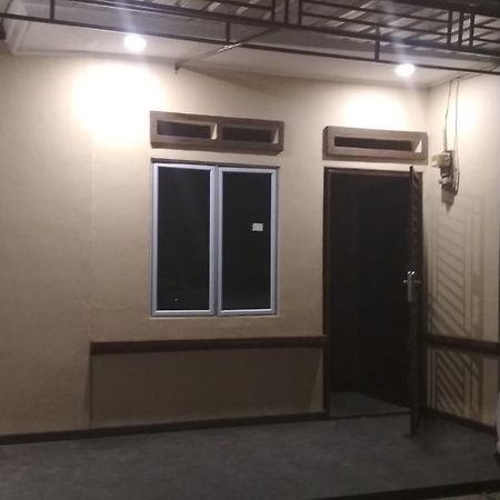 Hotel SleepRest - Plamo Garden Batam Exterior foto